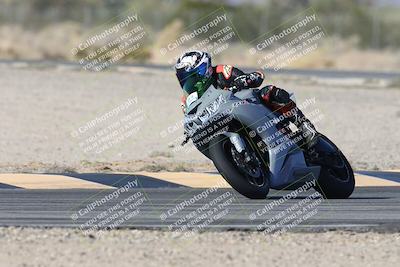 media/Dec-04-2025-Racers Edge (Thu) [[5ebc9f124d]]/3-B Group/1-Session 1 (Turn 7)/